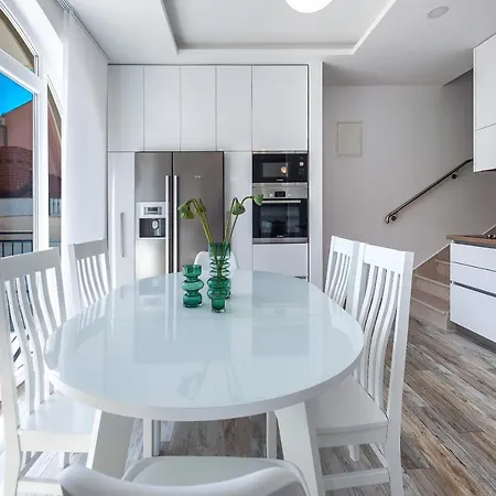 Nila - Private Pool And Sea View וילה